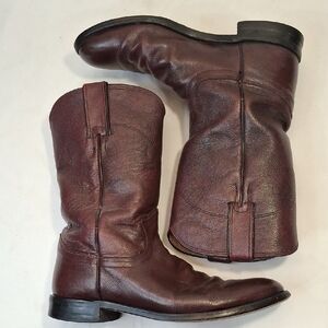 Justin Boots Men's Rich Brown Western Boots. Justin Quality. Justin Comfort.